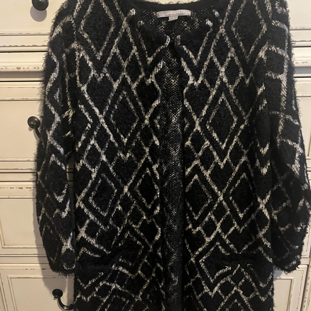 Valerie Stevens Black and White Cardigan with Geometric Pattern
